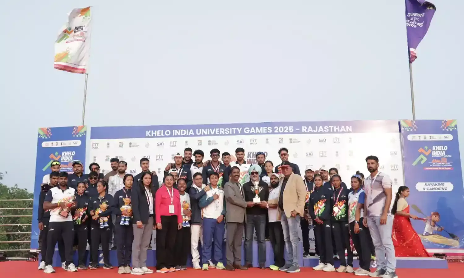 लेकसिटी में अंतर्राष्ट्रीय मानकों पर आयोजित खेलो इंडिया यूनिवर्सिटी गेम्स का समापन