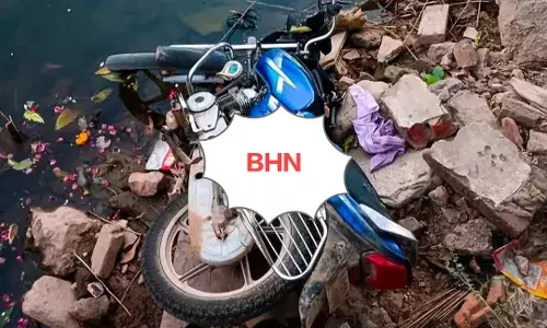 नागदी नदी में प्रौढ़ की बाइक के साथ लाश मिली, फैली सनसनी