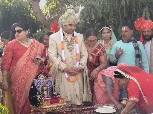 कथावाचक इंद्रेश उपाध्याय की मेहंदी और हल्दी आज:सिंगर बी-प्राक, जया किशोरी जयपुर पहुंचीं; संजय दत्त समेत कई सेलिब्रिटी आएंगे