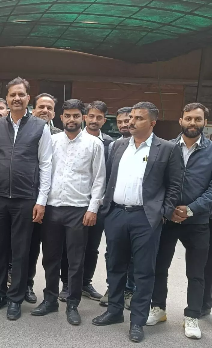 अधिवक्ता से मारपीट और धमकी पर अभिभाषक संस्था का विरोध, एसपी को सौंपा ज्ञापन