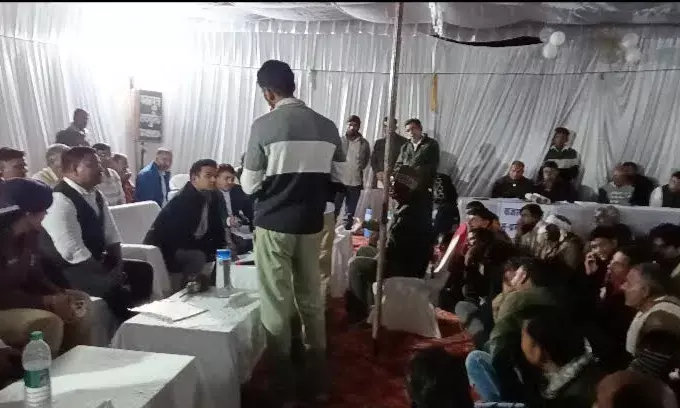 जिला कलक्टर की चोपाल में साफ सफाई,बिजली,नाली सड़क, सहित विभिन्न मुद्दे उठे