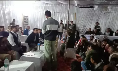 जिला कलक्टर की चोपाल में साफ सफाई,बिजली,नाली सड़क, सहित विभिन्न मुद्दे उठे जिला कलक्टर की चोपाल में साफ सफाई,बिजली,नाली सड़क, सहित विभिन्न मुद्दे उठे