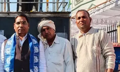 अंबेडकर प्रतिमा पर माल्यार्पण, बसपा ने मनाया महापरिनिर्वाण दिवस अंबेडकर प्रतिमा पर माल्यार्पण, बसपा ने मनाया महापरिनिर्वाण दिवस