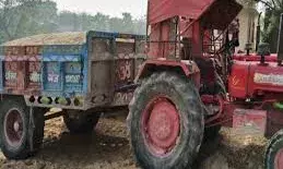 बजरी दोहन करते तीन ट्रैक्टर ट्राली जब्त बजरी दोहन करते तीन ट्रैक्टर ट्राली जब्त