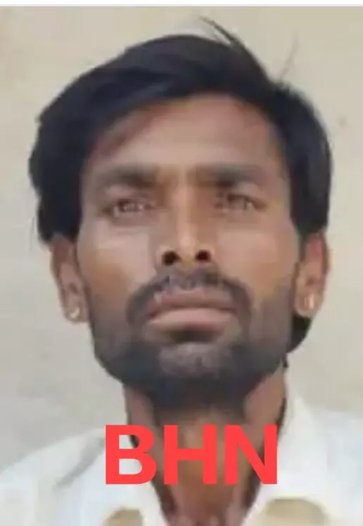 छत से गिरे युवक की मौके पर मौत छत से गिरे युवक की मौके पर मौत