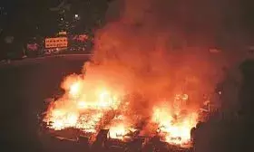 जम्मू कश्मीर पुंछ में जंगल की आग से नियंत्रण रेखा पर बारूदी सुरंग में विस्फोट जम्मू कश्मीर पुंछ में जंगल की आग से नियंत्रण रेखा पर बारूदी सुरंग में विस्फोट