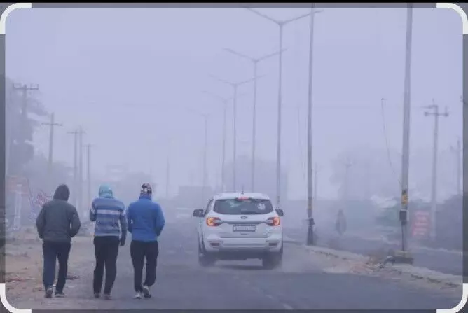 राजस्थान में ठंड का प्रकोप बढ़ा: कई जिलों में शीतलहर और कोहरे का अलर्ट जारी राजस्थान में ठंड का प्रकोप बढ़ा: कई जिलों में शीतलहर और कोहरे का अलर्ट जारी