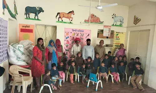 पीथास में सर्दी के बचाव हेतु 150 बच्चों को किए स्वेटर वितरण पीथास में सर्दी के बचाव हेतु 150 बच्चों को किए स्वेटर वितरण