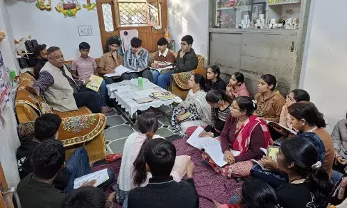 राष्ट्रीय सिंधी भाषा कोर्स कक्षाओं का निरीक्षण