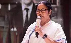 CM ममता बनर्जी का हमला, कहा PM मोदी ने बंकिम चंद्र चट्टोपाध्याय का अपमान किया, मांगे माफी CM ममता बनर्जी का हमला, कहा PM मोदी ने बंकिम चंद्र चट्टोपाध्याय का अपमान किया, मांगे माफी