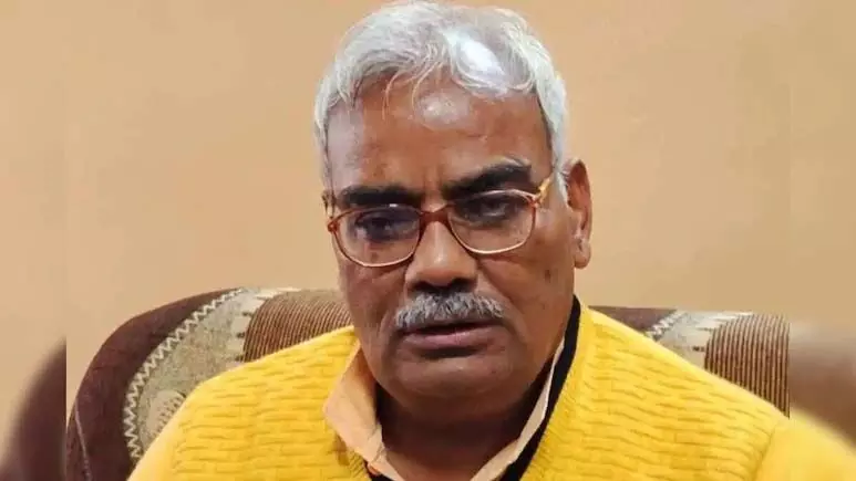 शिक्षा मंत्री ने सभी विधायकों से मांगी MLA फंड की 20% रकम, पत्र लिखकर बताई वजह शिक्षा मंत्री ने सभी विधायकों से मांगी MLA फंड की 20% रकम, पत्र लिखकर बताई वजह