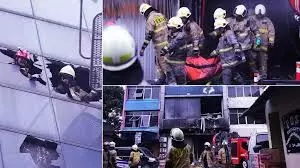 इंडोनेशिया: जकार्ता में सात मंजिला ऑफिस में भीषण आग, 20 की मौत इंडोनेशिया: जकार्ता में सात मंजिला ऑफिस में भीषण आग, 20 की मौत