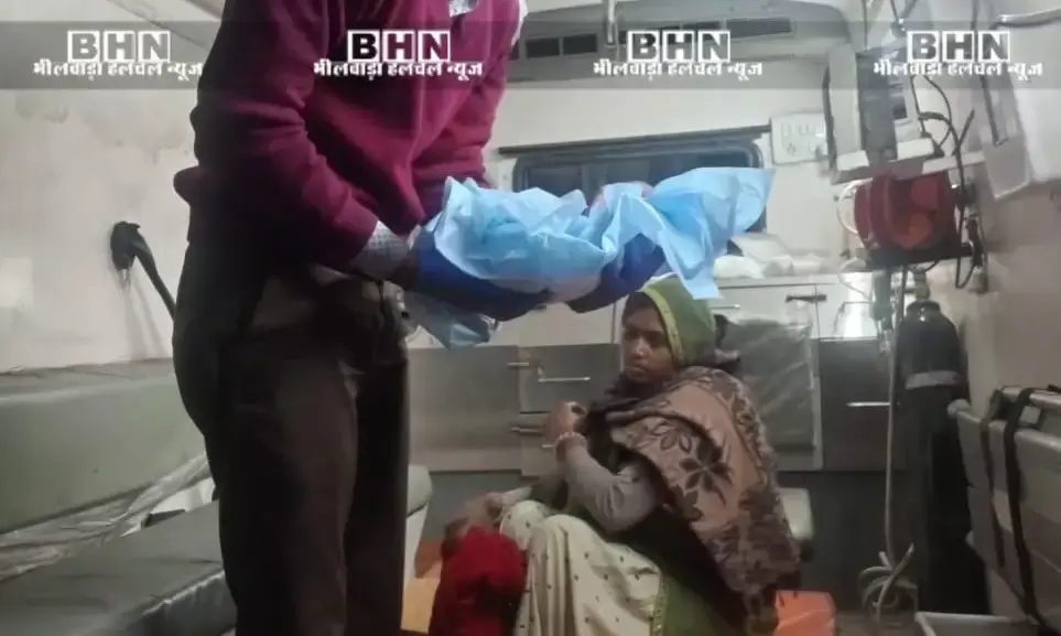 जीवन वाहिनी 108 ने खेतों के बीच कराया सुरक्षित प्रसव, बेटा हुआ जन्म