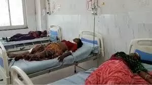 खाटूश्यामजी की ओर जा रही बस और ट्रक की भीषण टक्कर, तीन की मौत और अट्ठाइस घायल खाटूश्यामजी की ओर जा रही बस और ट्रक की भीषण टक्कर, तीन की मौत और अट्ठाइस घायल