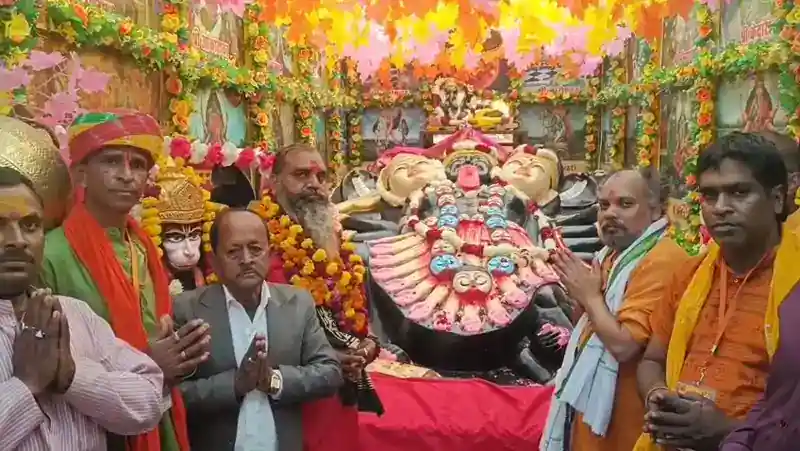 जयकारों के बीच त्रिमुखी महाकाली की रथयात्रा भीलवाड़ा से उज्जैन–पावागढ़ तीर्थ के लिए रवाना