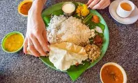 वास्तु शास्त्र और खाने की दिशा: खाने के लिए कौन सी दिशा फायदेमंद है और कौन सी नुकसानदायक?