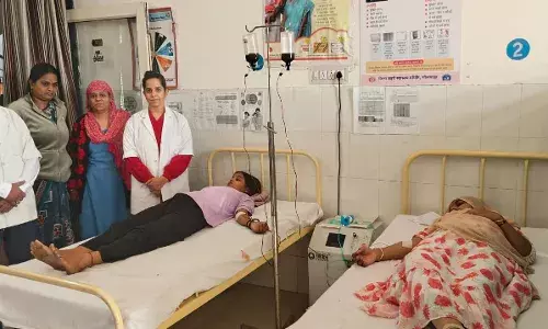 एनीमिया से घबराएं नही, जागरूक बनें और समय पर चिकित्सा केन्द्रों पर जाकर निःशुल्क स्वास्थ्य सेवाओं का लाभ प्राप्त करें-सीएमएचओ डॉ. गुर्जर एनीमिया से घबराएं नही, जागरूक बनें और समय पर चिकित्सा केन्द्रों पर जाकर निःशुल्क स्वास्थ्य सेवाओं का लाभ प्राप्त करें-सीएमएचओ डॉ. गुर्जर