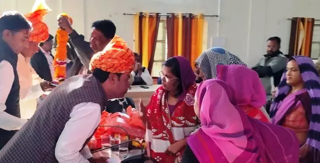 एल.एस. पर मनमानीका आरोप, आंगनवाड़ी कार्यकर्ता ने विधायक से की कार्रवाई की मांग एल.एस. पर मनमानीका आरोप, आंगनवाड़ी कार्यकर्ता ने विधायक से की कार्रवाई की मांग