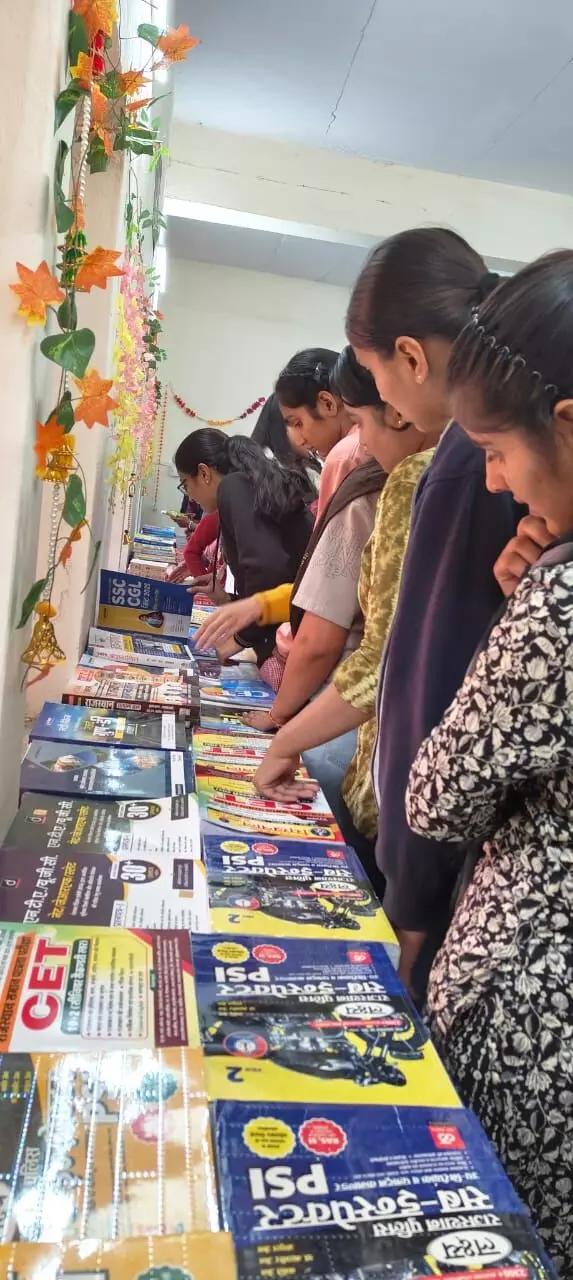 कन्या महाविद्यालय में अत्याधुनिक अध्ययन कक्ष और कैरियर कॉर्नर का शुभारंभ कन्या महाविद्यालय में अत्याधुनिक अध्ययन कक्ष और कैरियर कॉर्नर का शुभारंभ