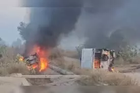 हनुमानगढ़ एथेनॉल फैक्ट्री विवाद: पहली दौर की वार्ता बेनतीजा, किसानों ने फैक्टरी रोकने और मुकदमे वापस लेने की रखी मांग हनुमानगढ़ एथेनॉल फैक्ट्री विवाद: पहली दौर की वार्ता बेनतीजा, किसानों ने फैक्टरी रोकने और मुकदमे वापस लेने की रखी मांग