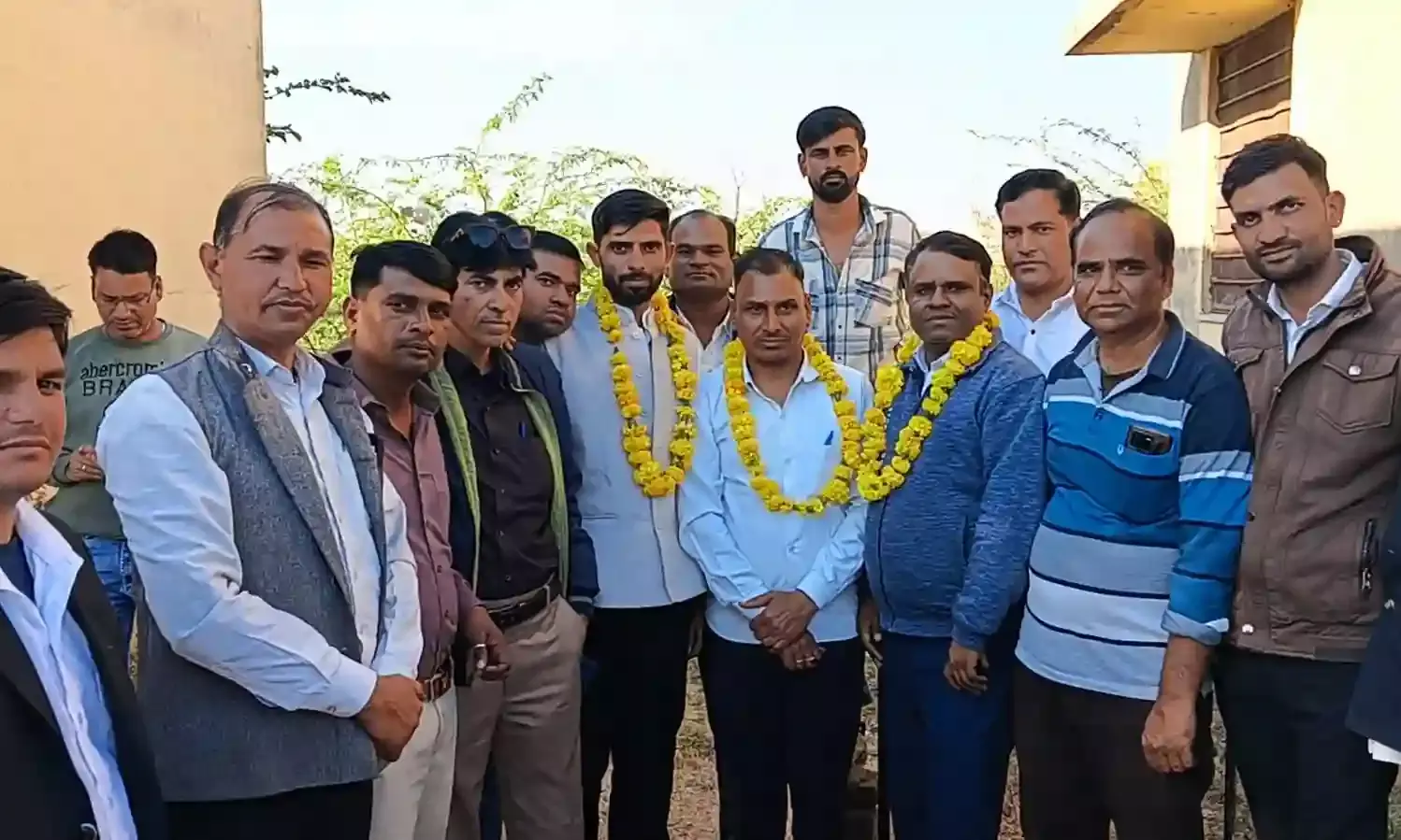 आसींद बार एसोसिएशन के अध्यक्ष पद के लिए तुलसीराम गुर्जर 20 वोटों से विजयी आसींद बार एसोसिएशन के अध्यक्ष पद के लिए तुलसीराम गुर्जर 20 वोटों से विजयी