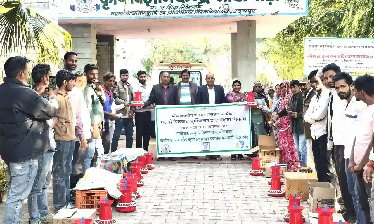 मुर्गीपालन को व्यवसाय के रूप में अपनाये किसान-डाॅ. बी. निर्मला