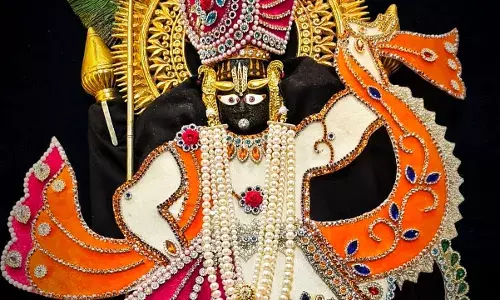 जय श्री कोटड़ी श्याम दरबार आज मंगला श्रृंगार आरती के दर्शन दिनांक 12-12-2025 जय श्री कोटड़ी श्याम दरबार आज मंगला श्रृंगार आरती के दर्शन दिनांक 12-12-2025