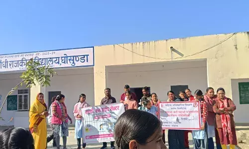 बालिकाओं को बेटी बचाओ-बेटी पढ़ाओ और वन स्टॉप सेंटर की दी जानकारी