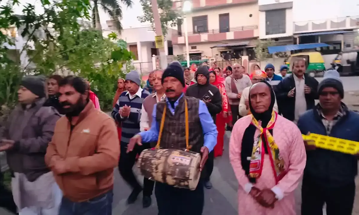 धूमधाम से मनाया प्रभातफेरी स्थापना दिवस