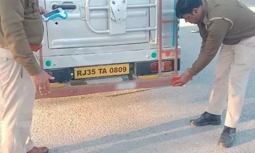 उदयपुर में सड़क सुरक्षा पखवाड़े के तहत आरटीओ कार्यालय में निःशुल्क चिकित्सा जांच शिविर आयोजित उदयपुर में सड़क सुरक्षा पखवाड़े के तहत आरटीओ कार्यालय में निःशुल्क चिकित्सा जांच शिविर आयोजित