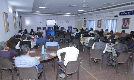 एक दिवसीय पीयर रिव्यूअर्स (सहकर्मी समीक्षा) प्रशिक्षण कार्यक्रम सम्पन्न