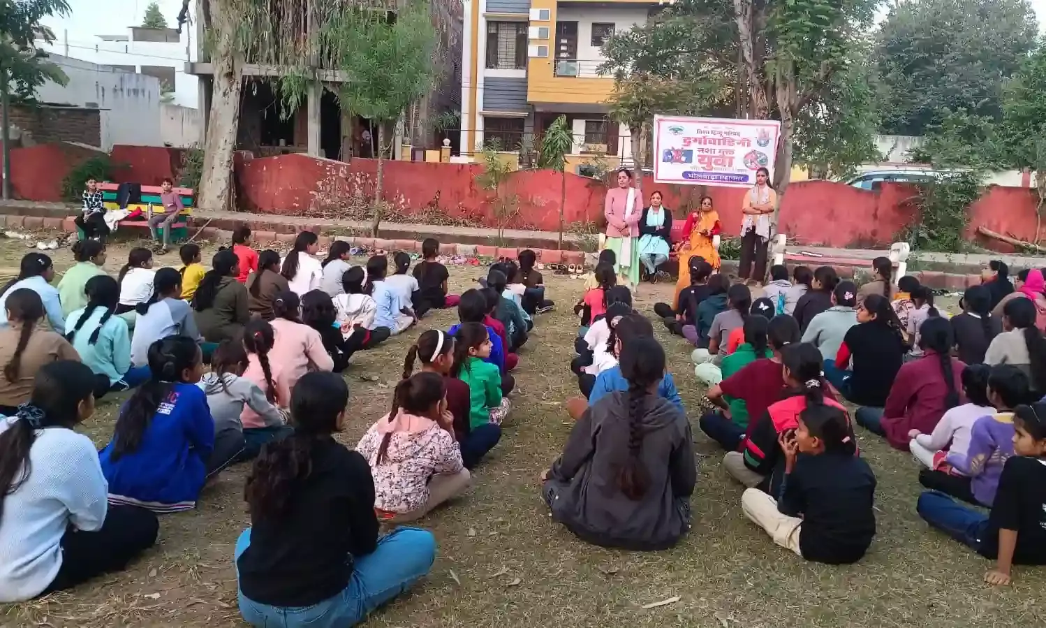 नशा मुक्ति भारत अभियान” के अंतर्गत जनजागरूकता कार्यक्रम संपन्न नशा मुक्ति भारत अभियान” के अंतर्गत जनजागरूकता कार्यक्रम संपन्न