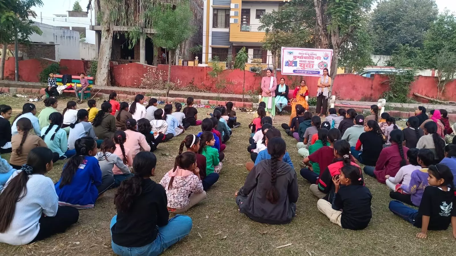 नशा मुक्ति भारत अभियान” के अंतर्गत जनजागरूकता कार्यक्रम संपन्न नशा मुक्ति भारत अभियान” के अंतर्गत जनजागरूकता कार्यक्रम संपन्न