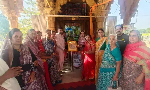 सांवरिया सेठ ने धारण की हीरों-रत्नों से जड़ी हरी पोशाक, सफला एकादशी पर झूमे भक्त सांवरिया सेठ ने धारण की हीरों-रत्नों से जड़ी हरी पोशाक, सफला एकादशी पर झूमे भक्त