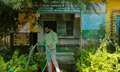 राज्य सरकार को 2 वर्ष पूर्ण होने पर आयुर्वेदिक औषधालय में स्वच्छता अभियान का हुआ आयोजन राज्य सरकार को 2 वर्ष पूर्ण होने पर आयुर्वेदिक औषधालय में स्वच्छता अभियान का हुआ आयोजन