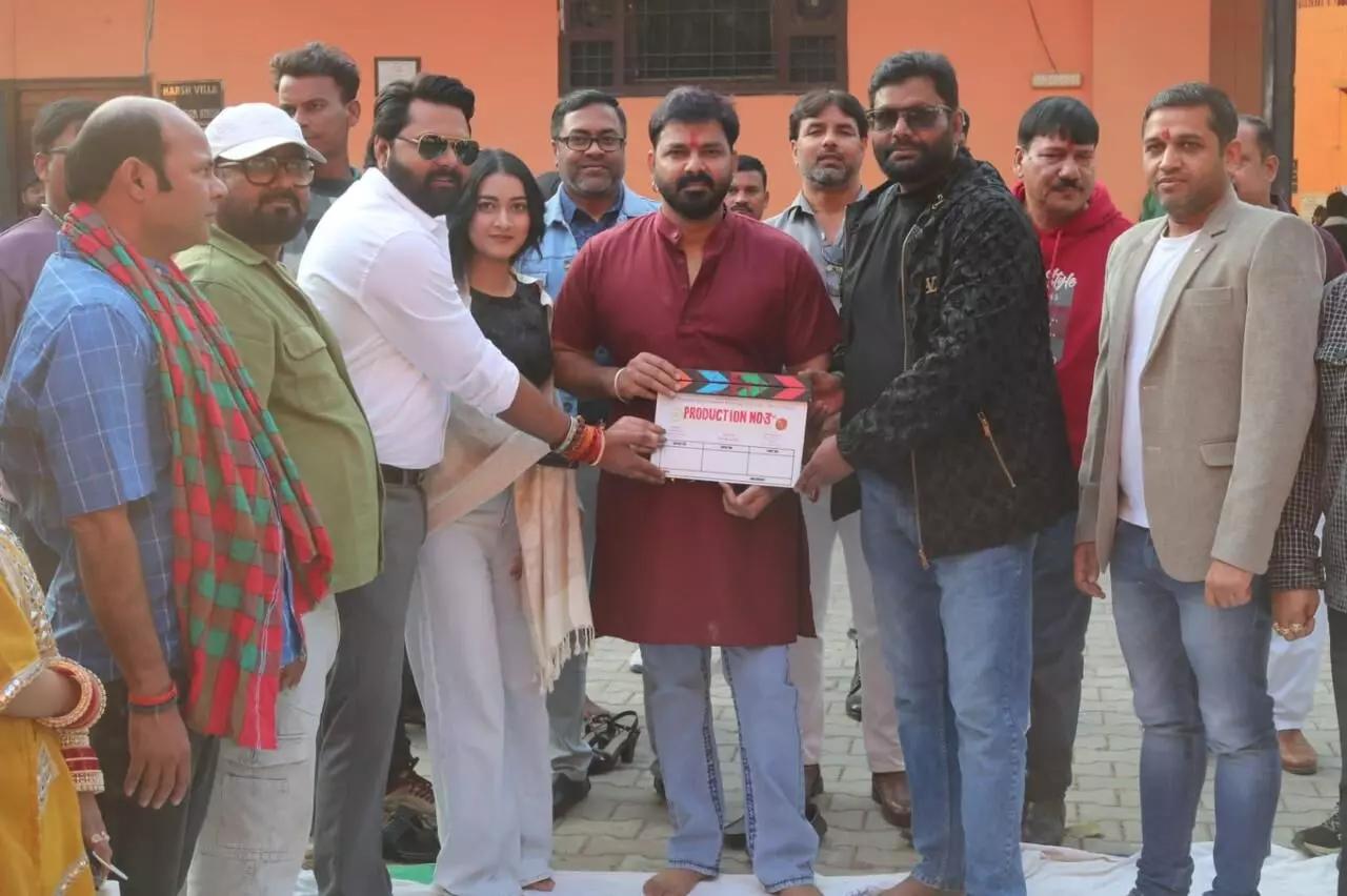 पावर स्टार पवन सिंह की अपकमिंग फिल्म ‘दानवीर’ की शूटिंग लखनऊ में शुरू पावर स्टार पवन सिंह की अपकमिंग फिल्म ‘दानवीर’ की शूटिंग लखनऊ में शुरू