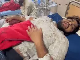 रामपुरा चौराहा पर चाकूबाजी, दो घायल, मोबाइल-चेन और नकदी लूटकर फरार रामपुरा चौराहा पर चाकूबाजी, दो घायल, मोबाइल-चेन और नकदी लूटकर फरार