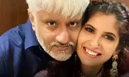 फिल्म निर्माण के नाम पर 30 करोड़ की ठगी मामला, विक्रम भट्ट और पत्नी श्वेतांबरी भट्ट जेल भेजे गए फिल्म निर्माण के नाम पर 30 करोड़ की ठगी मामला, विक्रम भट्ट और पत्नी श्वेतांबरी भट्ट जेल भेजे गए