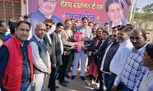 बार एसोसिएशन अध्यक्ष राणावत ने विधायक कृपलानी से की शिष्टाचार भेंट