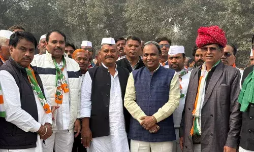 भीलवाड़ा से भारी संख्या में लोग पहुंचे दिल्ली महारैली में भीलवाड़ा से भारी संख्या में लोग पहुंचे दिल्ली महारैली में