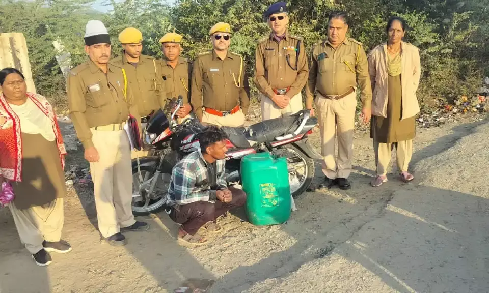 विशेष निरोधात्मक अभियान,होटल-ढाबों पर अवैध मदिरा रखने पर कार्रवाई