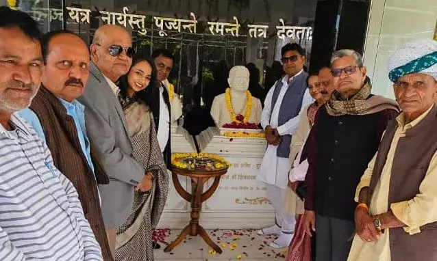 स्वतंत्रता सेनानी स्व सुशीला देवी माथुर की 15वीं पुण्यतिथि पर नमन, 70 प्रतिभावान छात्राओं को सम्मानित