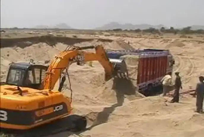 बनास नदी पर अवैध बजरी खनन का कहर, जीवनदायिनी नदी बनती जा रही माफिया की कमाई का जरिया