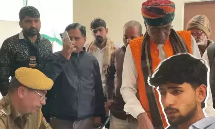 आईटीआई के बाहर दर्दनाक हादसा: अज्ञात वाहन की टक्कर से छात्र की मौत, दोस्त गंभीर आईटीआई के बाहर दर्दनाक हादसा: अज्ञात वाहन की टक्कर से छात्र की मौत, दोस्त गंभीर