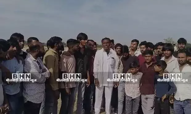 रूपरा लोहारिया में गोवंश हत्या के विरोध में धरना, आरोपियों पर सख्त कार्रवाई की मांग रूपरा लोहारिया में गोवंश हत्या के विरोध में धरना, आरोपियों पर सख्त कार्रवाई की मांग