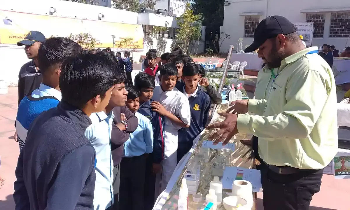 दो साल पूरे होने पर जिला स्तरीय पर्यावरण कॉन्क्लेव में पर्यावरण संरक्षण और वायु प्रदूषण रोकथाम का संदेश दो साल पूरे होने पर जिला स्तरीय पर्यावरण कॉन्क्लेव में पर्यावरण संरक्षण और वायु प्रदूषण रोकथाम का संदेश