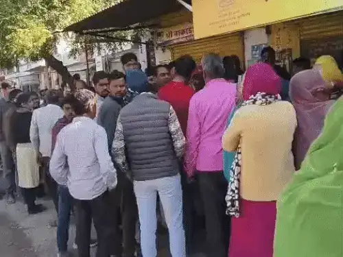 खाद बिक्री में गड़बड़ी का आरोप, दीर्घ एंटरप्राइजेज को कृषि विभाग का नोटिस खाद बिक्री में गड़बड़ी का आरोप, दीर्घ एंटरप्राइजेज को कृषि विभाग का नोटिस