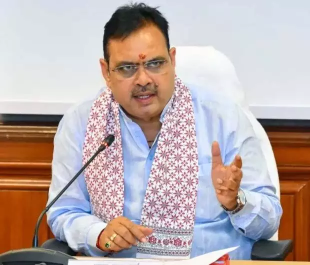 सरकारी कर्मचारी के आश्रितों के लिए राहत भरी खबर, अनुकंपा नियुक्ति के नियमों में सरकार ने किया बड़ा बदलाव सरकारी कर्मचारी के आश्रितों के लिए राहत भरी खबर, अनुकंपा नियुक्ति के नियमों में सरकार ने किया बड़ा बदलाव