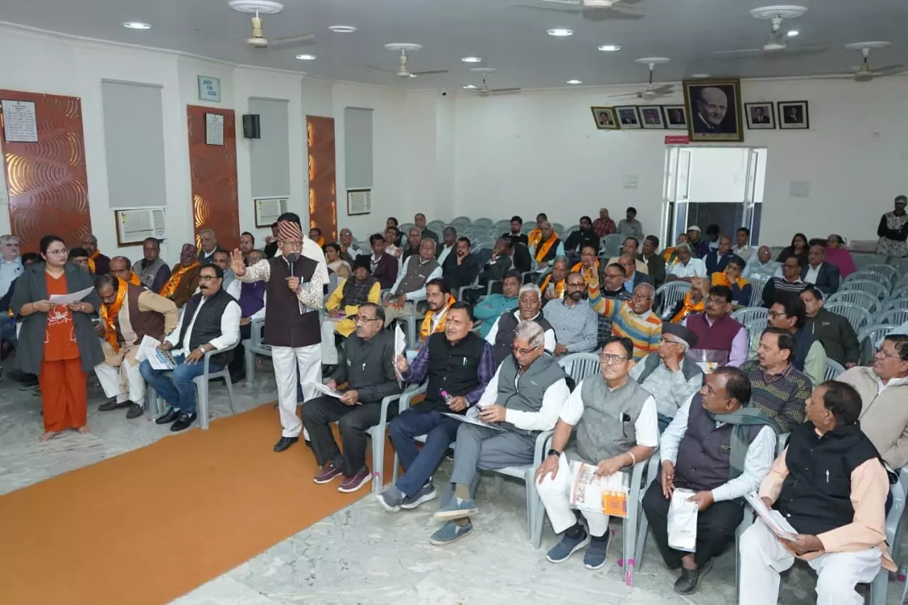 उदयपुर सहकारी थोक भण्डार की वार्षिक आम सभा में 10% लाभांश का सर्वसम्मत निर्णय उदयपुर सहकारी थोक भण्डार की वार्षिक आम सभा में 10% लाभांश का सर्वसम्मत निर्णय