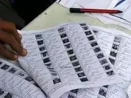 मतदाता सूची 2026: 28,307 युवाओं ने पंजीकरण के लिए आवेदन, 46 दावे और 2 आपत्तियां मतदाता सूची 2026: 28,307 युवाओं ने पंजीकरण के लिए आवेदन, 46 दावे और 2 आपत्तियां